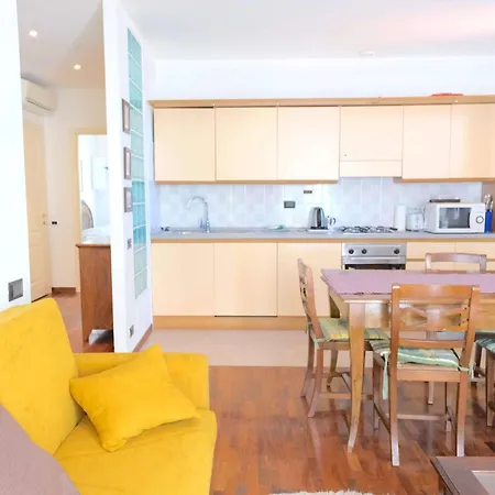 Vr Residenza Leo *