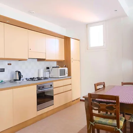 Vr Residenza Leo
