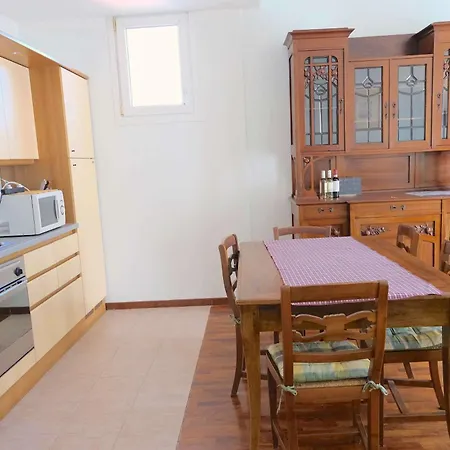 Апартаменты Vr - Residenza Leo