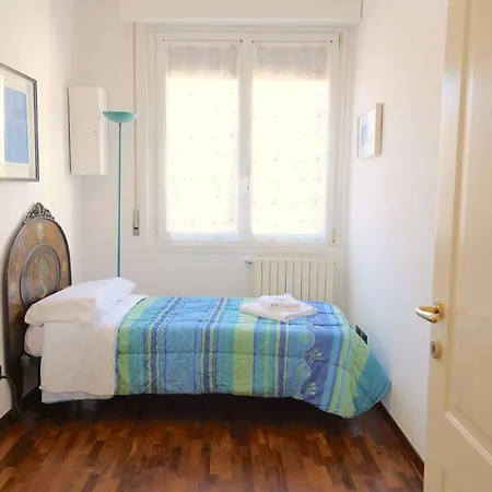 Vr - Residenza Leo Апартаменты *