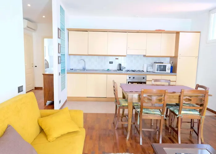 Lägenhet Vr - Residenza Leo